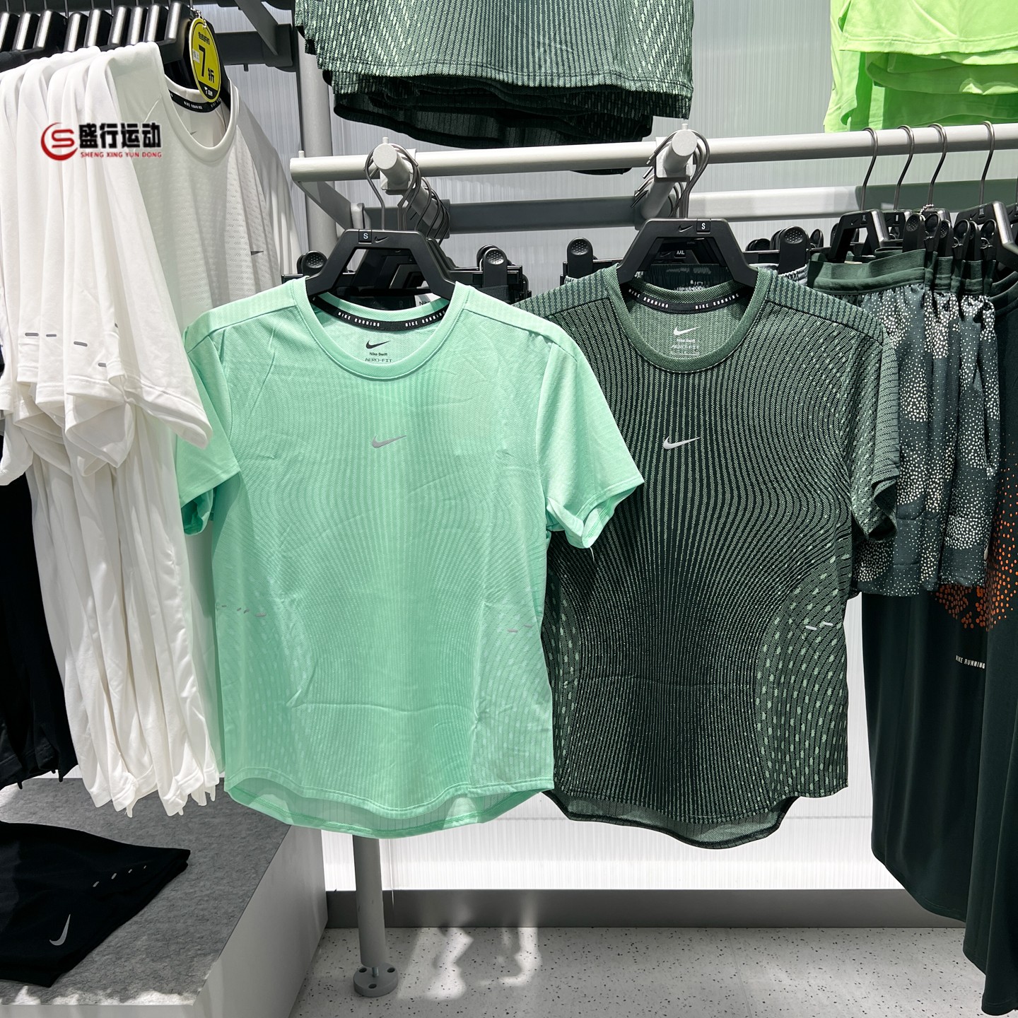 Nike耐克女装2026年秋季网眼透气跑步训练短袖上衣IH8115-014-336