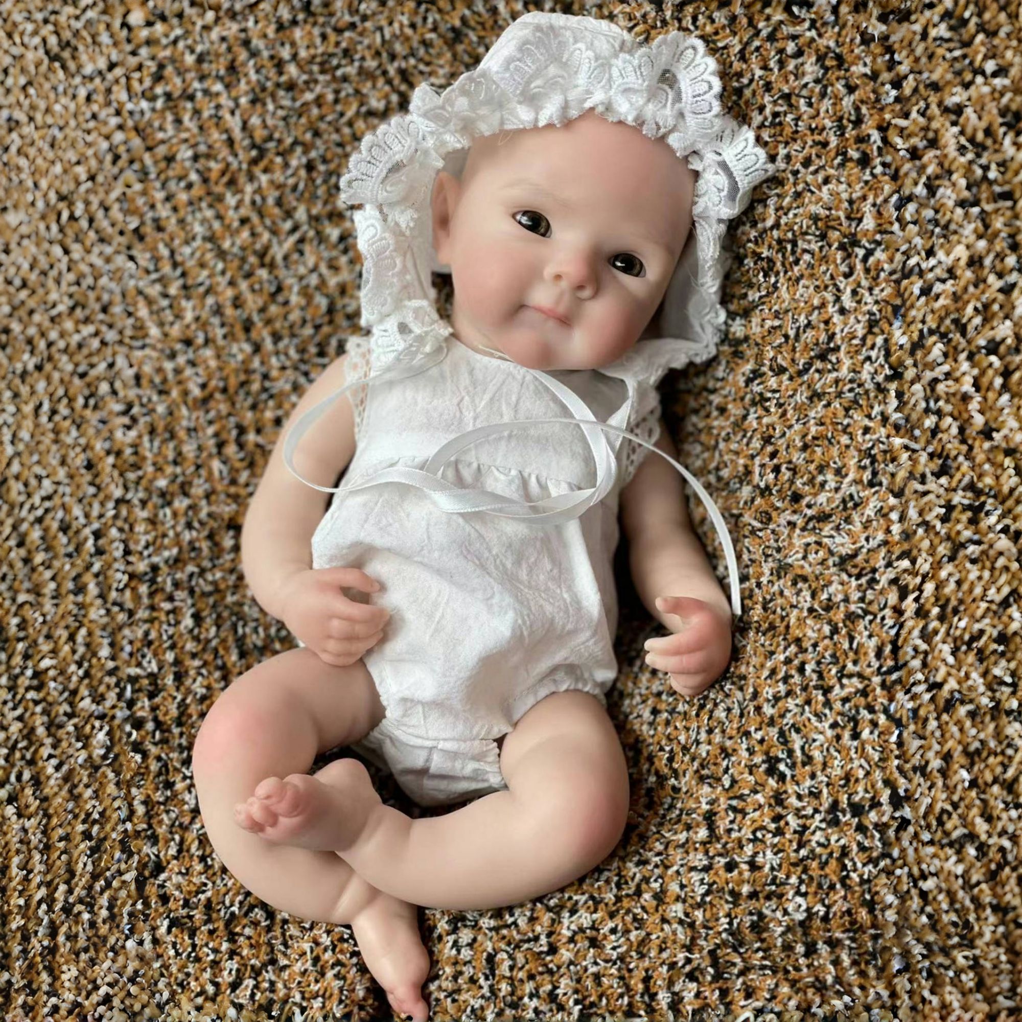 33厘米仿真婴儿娃娃Q弹硅胶宝宝实心洋娃娃安抚陪伴儿童玩具礼物