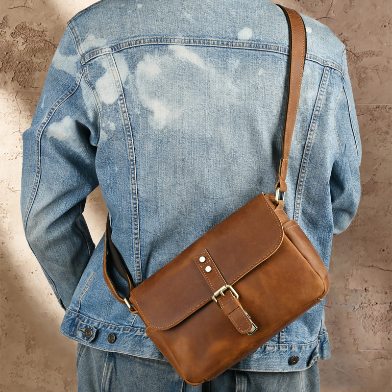 古潮客疯马皮休闲男士斜挎包真皮邮差方包欧美复古百搭单肩Ipad包