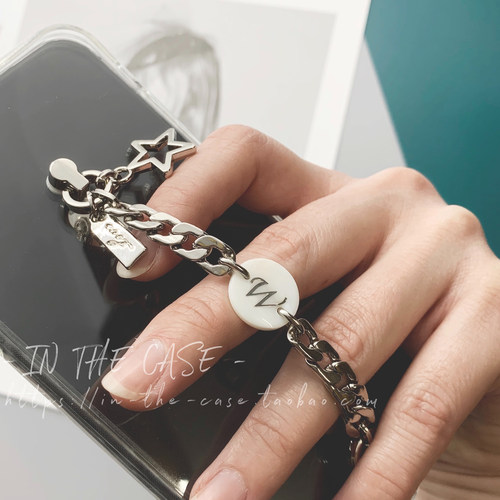 苹果iphone15创意字母链条手机壳