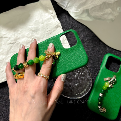 iphone17玛瑙珠渐变绿防摔手机壳