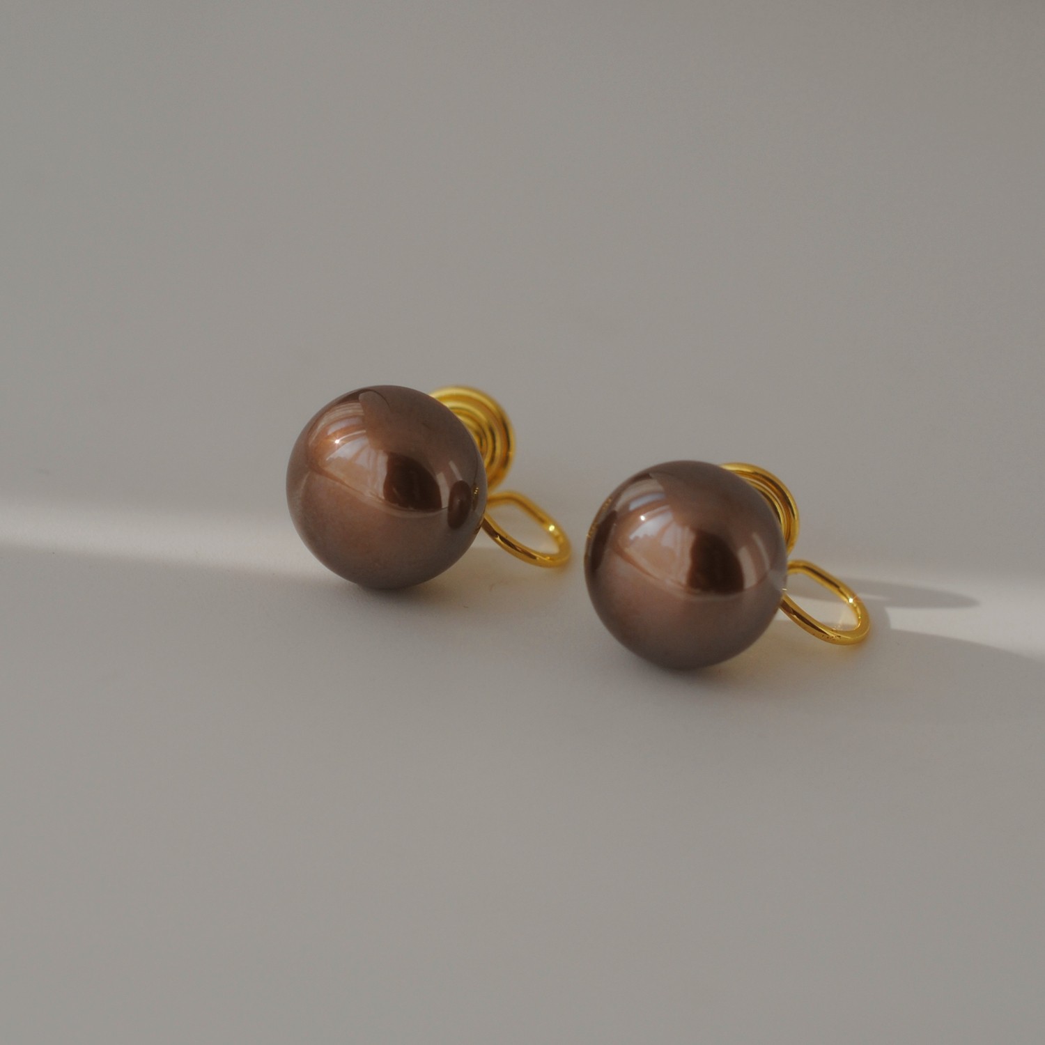 高亮美拉德巧克力棕无痛无耳洞蚊香盘耳夹女耳饰简约气质百搭新款,饰品/流行首饰/时尚饰品新,耳夹,淘宝优惠券,粉丝福利购,淘宝优惠卷