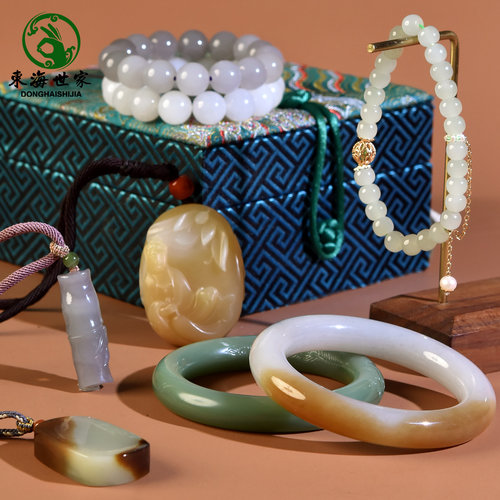 东海翡翠手串和田玉女