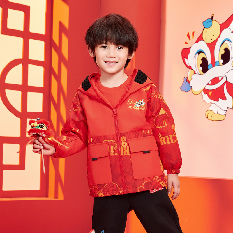 【才骅加马】乔丹童装男童新年外套加绒宝宝拜年服红色风衣眼镜款