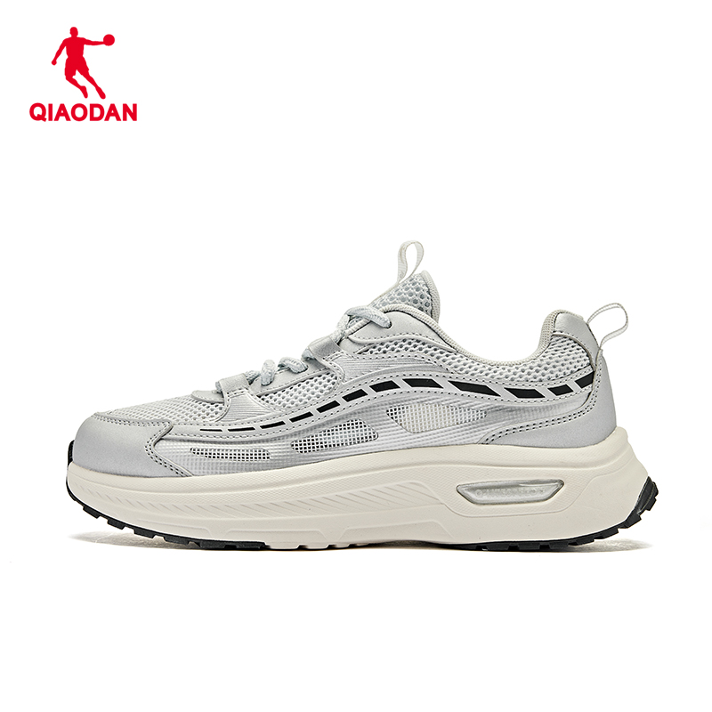 乔丹厚底潮流网面透气女跑步鞋