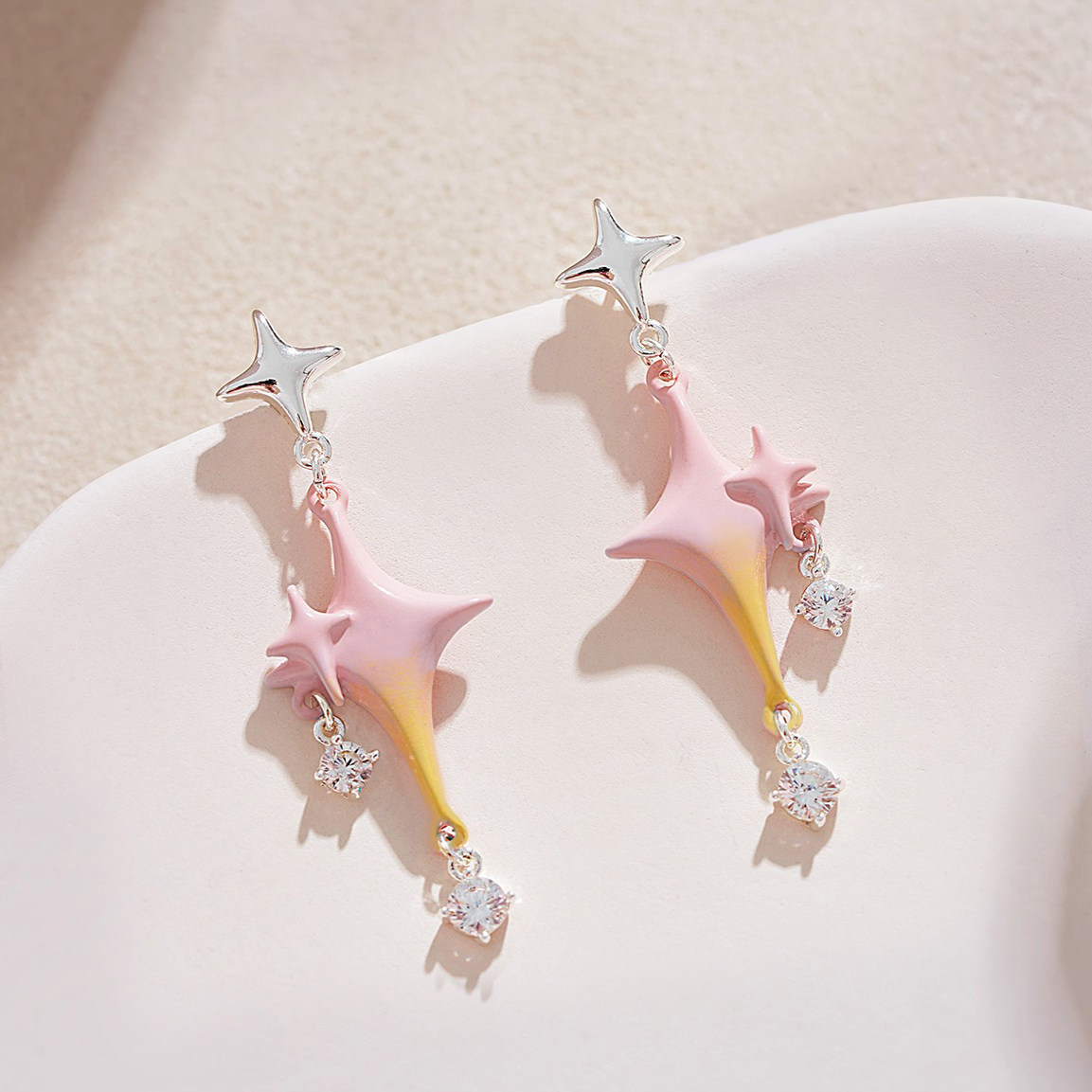 梦幻渐变星星长款耳环甜酷少女不规则独特高级感耳坠小众设计耳饰