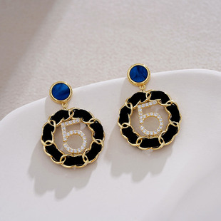 设计感带钻圈圈耳钉高级感小众酷金色耳环黑色气质耳坠2025年新款
