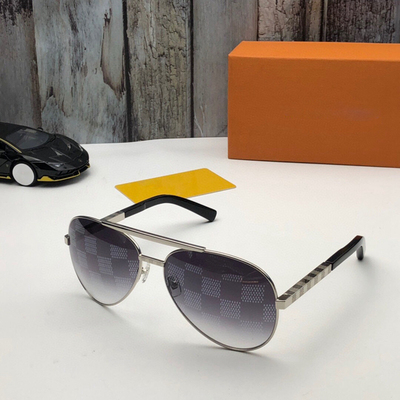 经典外贸款金属椭圆墨镜男款0339时尚遮阳太阳眼镜女款格纹黑金灰