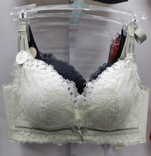 水中花822718文胸内衣撞色加厚设计衬托出美好清新无痕贴肤零压感