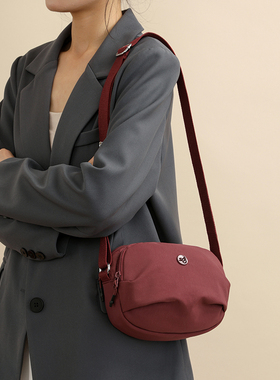 迷你小包包贝壳包女2025夏季新款休闲手机包尼龙帆布单肩斜挎女包