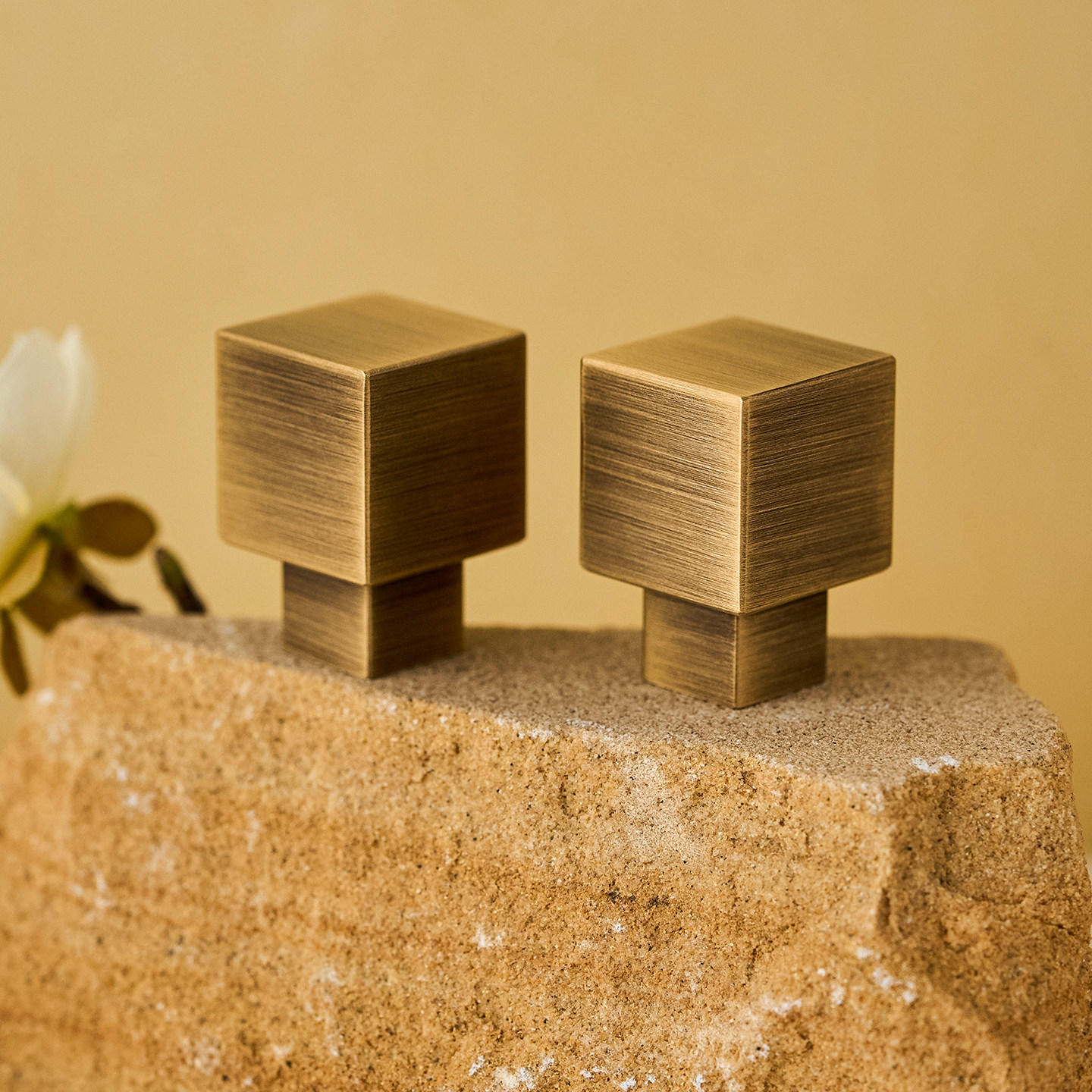 屿铜法式复古黄铜柜门拉手衣柜门橱柜抽屉高级古铜方形柜子小把手