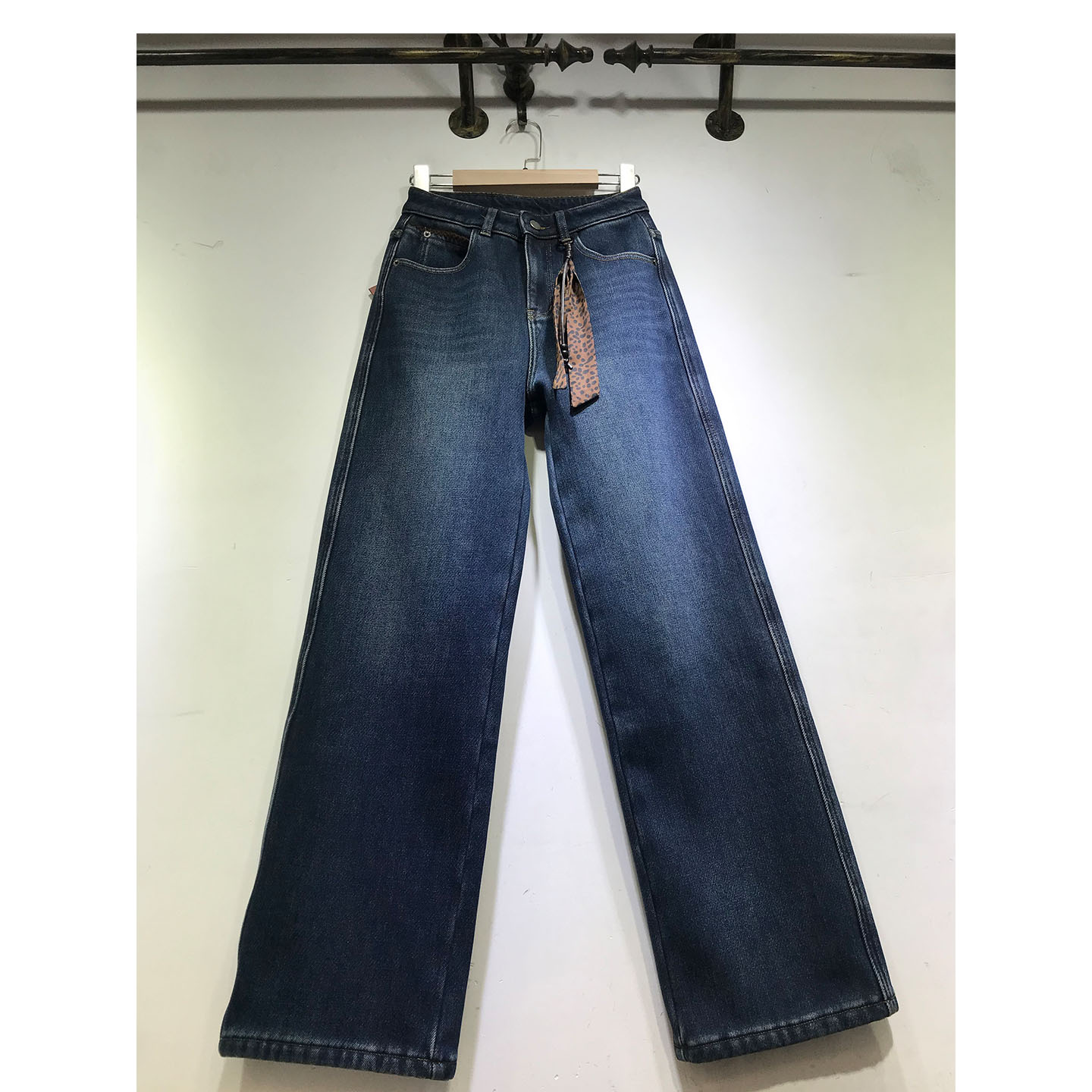 加绒加厚直筒裤女刺绣窄版阔腿裤