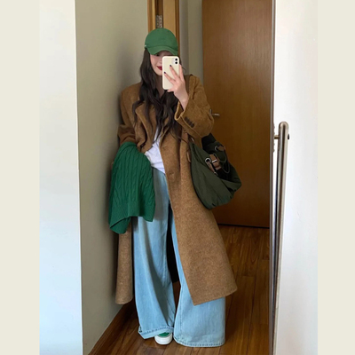 复古棕色双排扣毛呢外套