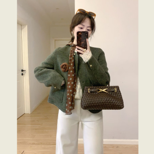 绿色名媛风复古毛呢外套女秋冬季宽松百搭通勤圆领短款呢子上衣