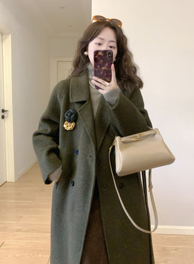 苔藓绿色双排扣毛呢外套