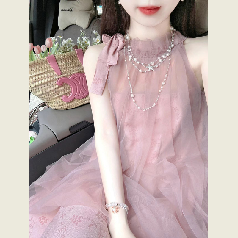 法式温柔提花网纱挂脖连衣裙