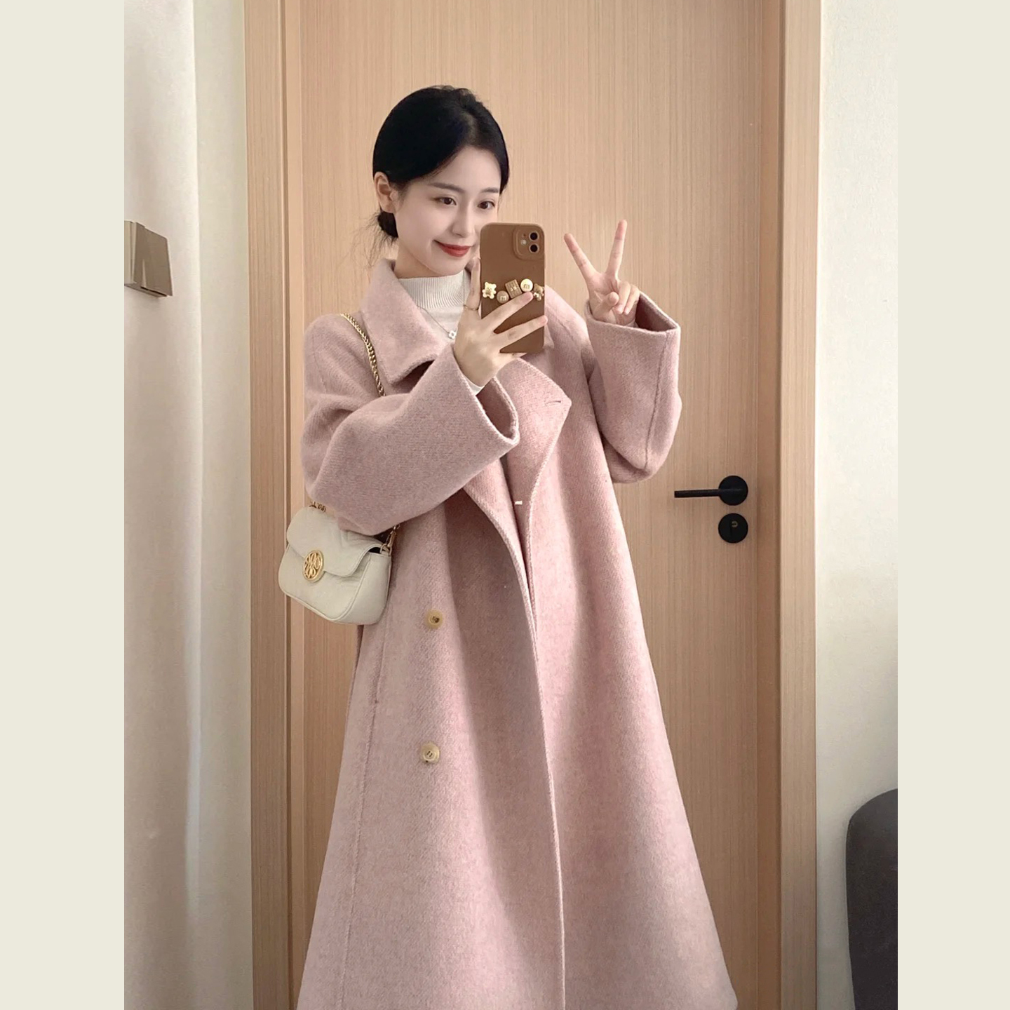 韩版温柔风减龄粉色毛呢外套