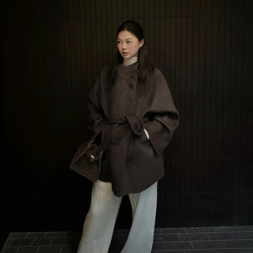 复古棕色立领系带毛呢外套