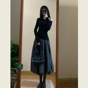 韩系轻熟简约时尚套装女春秋季黑色一字肩上衣灰色花苞裙两件套