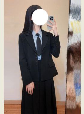 高级感黑色西装套装女春秋季新款气质休闲西服外套职业正装两件套