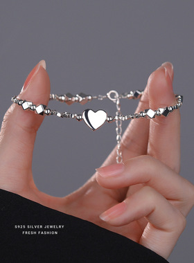 s925纯银爱心手链女款ins小众设计感时尚轻奢精致手饰百搭气质链