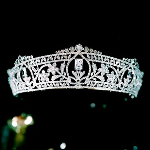 高端复古法式头纱高级感皇冠新娘主婚纱头饰2025新款结婚公主王冠