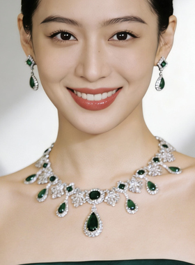 法式复古卢浮宫同款祖母绿锆石新娘晚宴礼服项链女水滴锁骨链大气