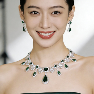 法式复古卢浮宫同款祖母绿锆石新娘晚宴礼服项链女水滴锁骨链大气