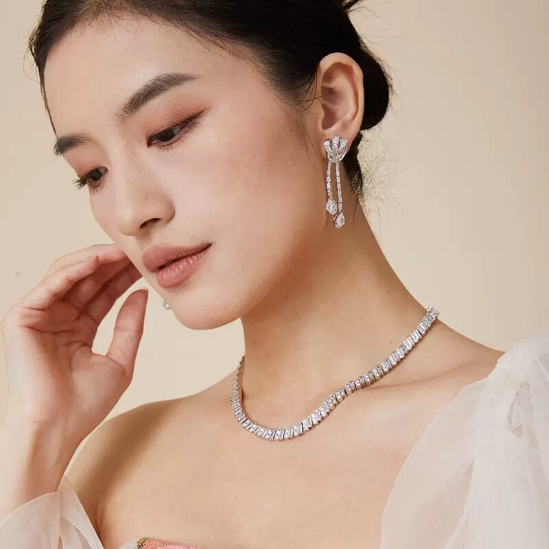 魔猫进口方形项链女小众设计高级感轻奢锁骨链新款爆款颈链配饰