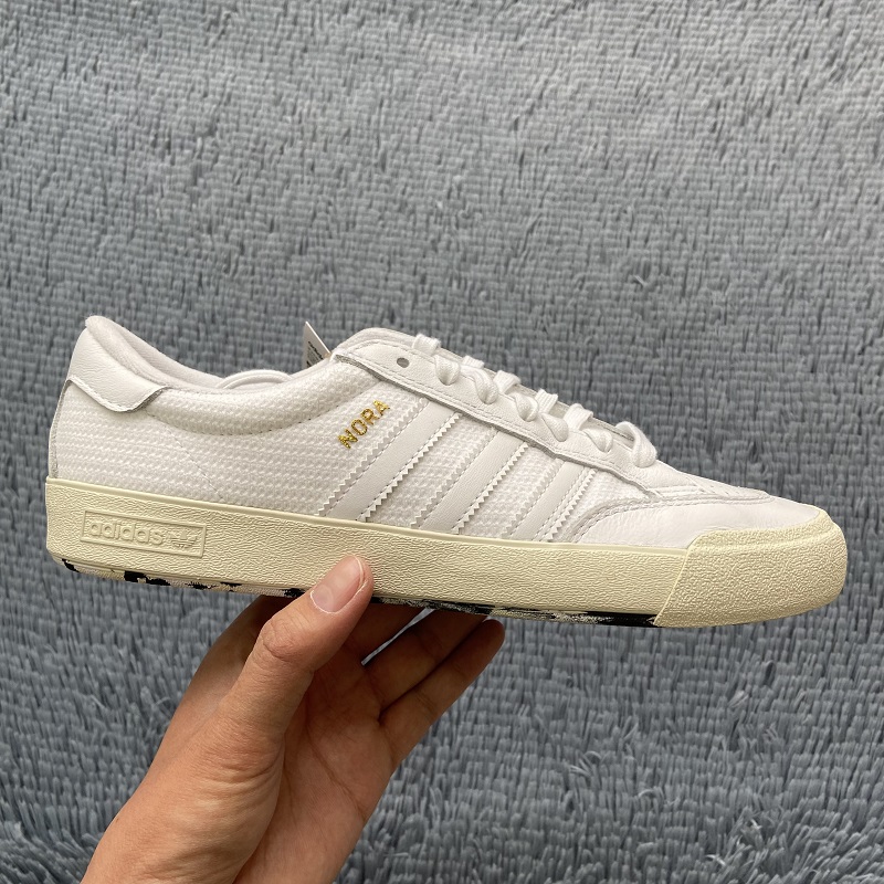 Adidas/阿迪达斯 三叶草 NORA联名男女运动休闲板鞋小白鞋 IE3119