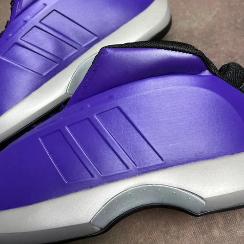 阿迪达斯男子中帮复刻篮球文化鞋