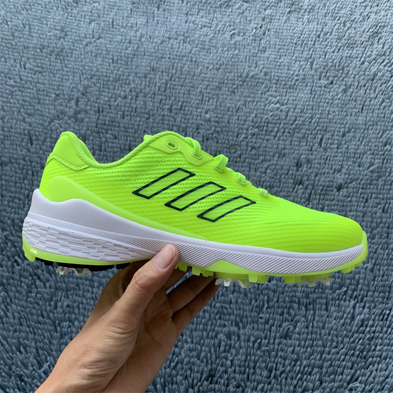 阿迪達斯高爾夫球鞋輕量穩定