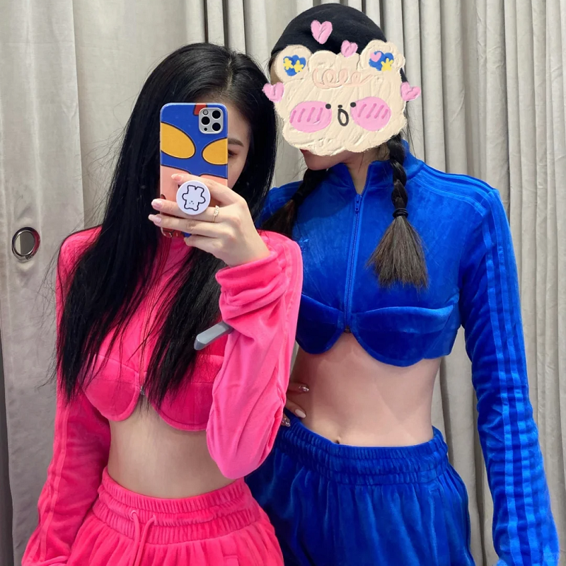 阿迪达斯休闲女子圆领外套
