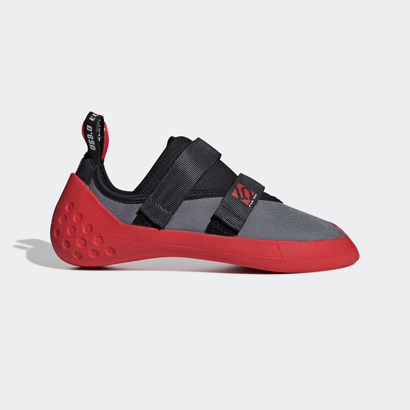 阿迪達斯攀巖鞋輕便防滑