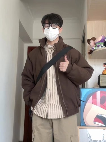 WHICHONE加厚冬季立领插肩袖棉服