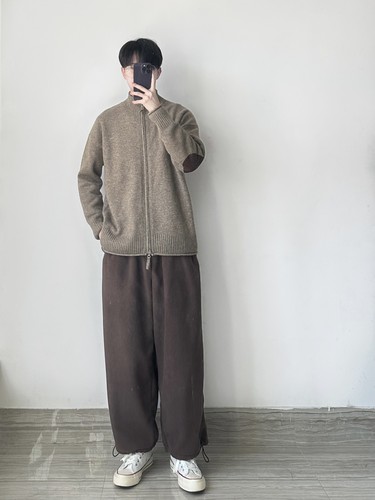 WHICHONE羊毛衫半高领美拉德