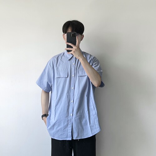 whichone日系口袋天蓝色简约衬衫