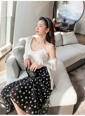 Ron原创小雏菊半身裙a字裙女夏港味中长款2020 年夏季黑色T