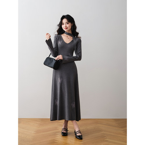 ron&ron法式温柔V领蝴蝶印花连衣裙女送飘带2025冬季修身显瘦长裙