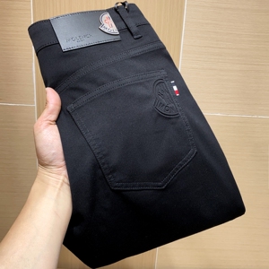 字母错误 货号9115 P175 男春夏小直筒修身牛仔裤 终端售价248 黑，男装牛仔裤，钱塘6008(原3014)