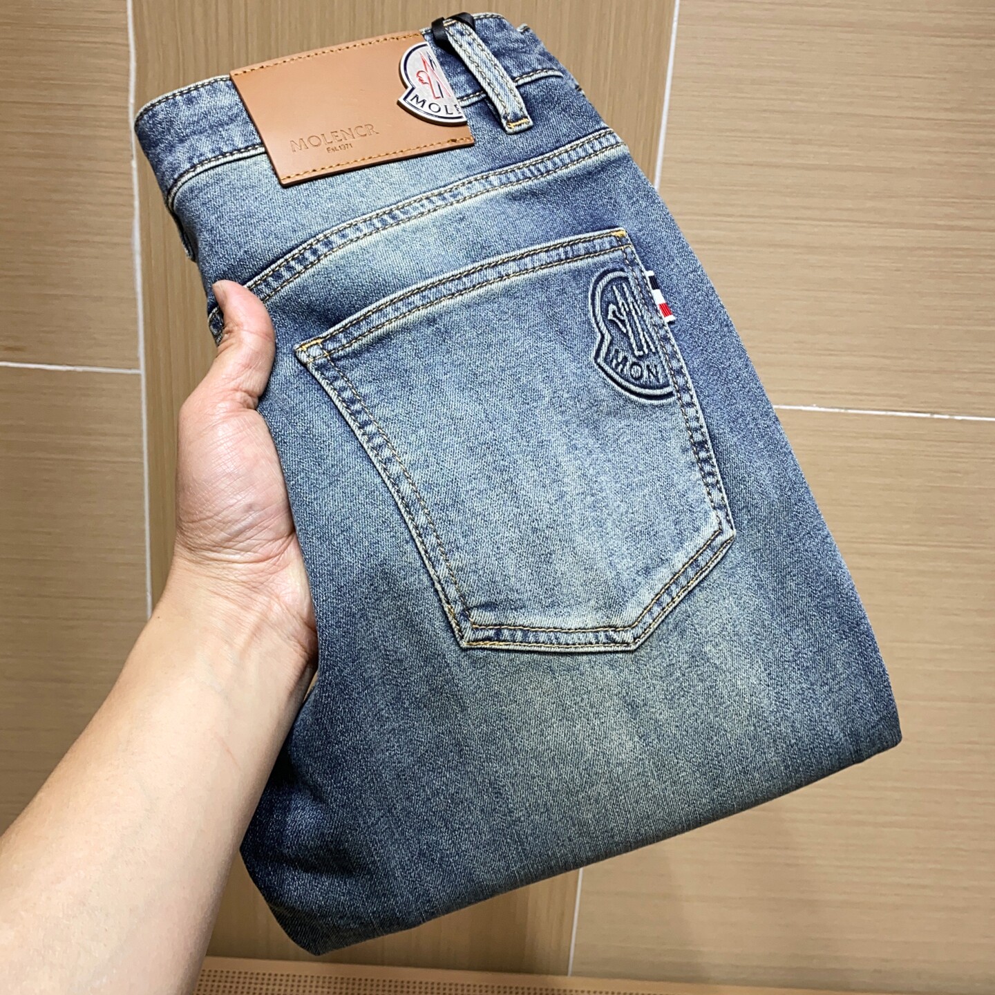 字母错误货号9115P180男春夏小直筒修身牛仔裤终端售价248蓝，男装牛仔裤，钱塘6008(原3014)