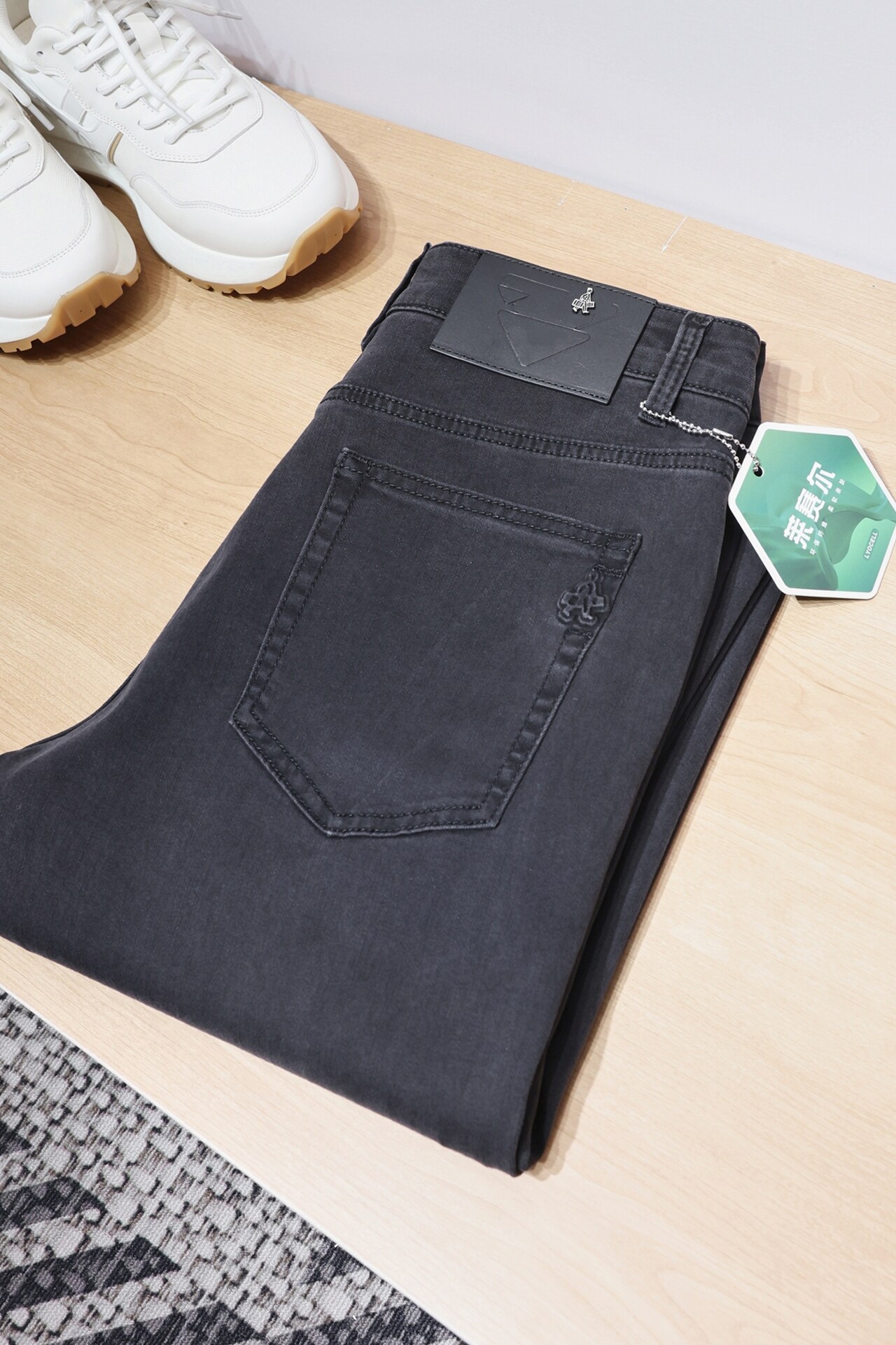 货号6607P1752026春夏男士小直筒修身牛仔裤终端售价248,男装牛仔裤,钱塘6008(原3014)