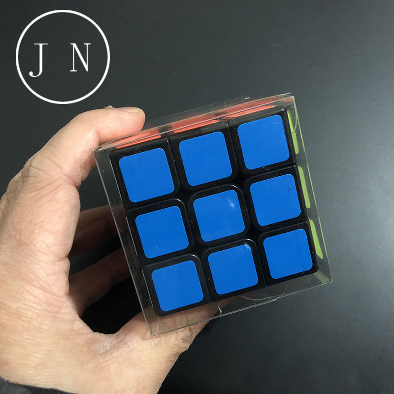 2022年春晚魔方魔术 邓男子春晚魔方魔术道具 开场6面魔方还原