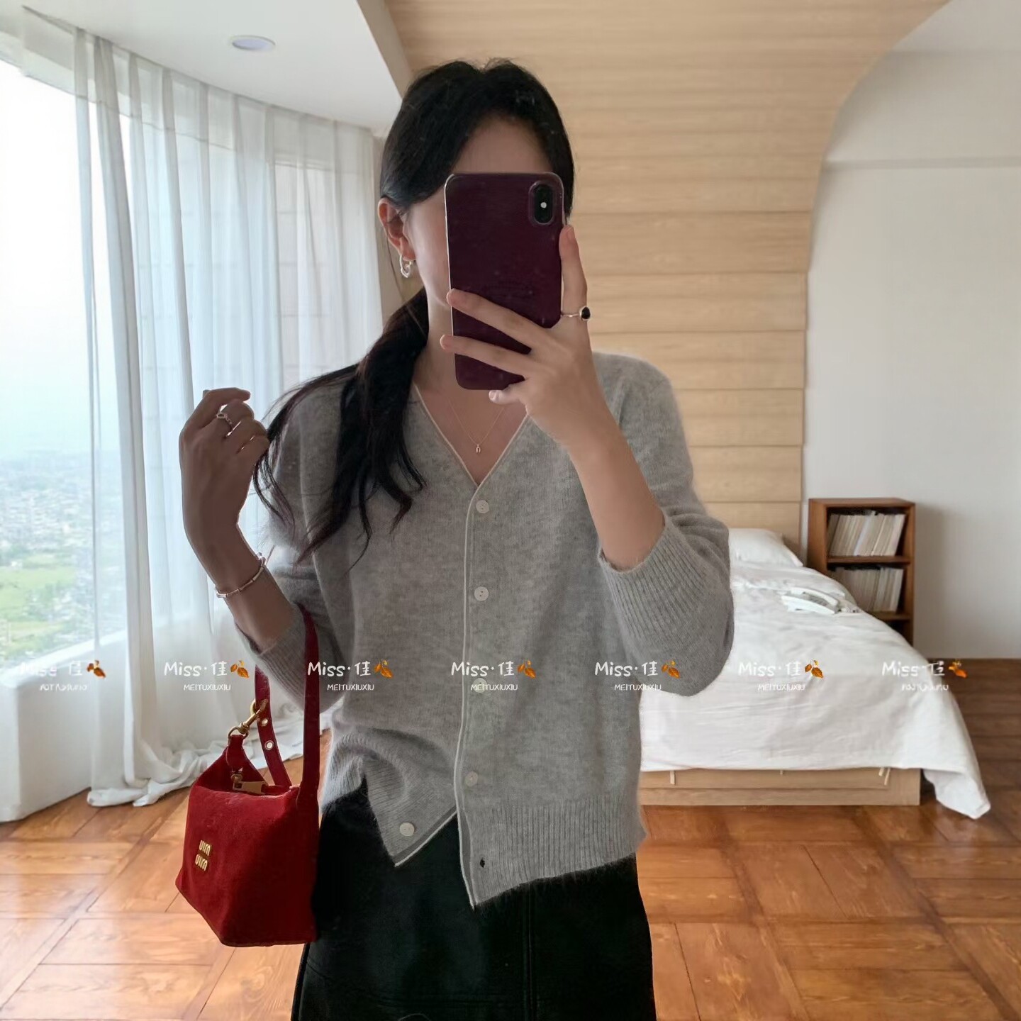 2025早秋新款韩版宽松休闲百搭V领针织开衫女短款小个子上衣外套