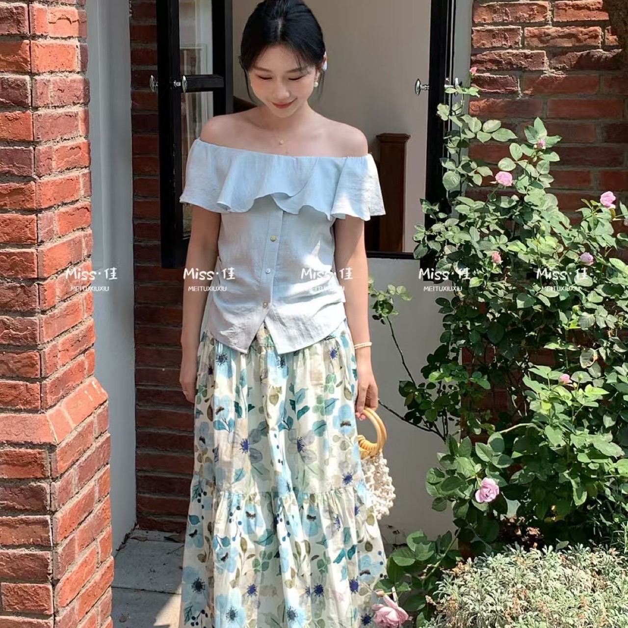 miss佳正品一字肩荷叶边短袖衬衫+碎花半身裙女气质小衫