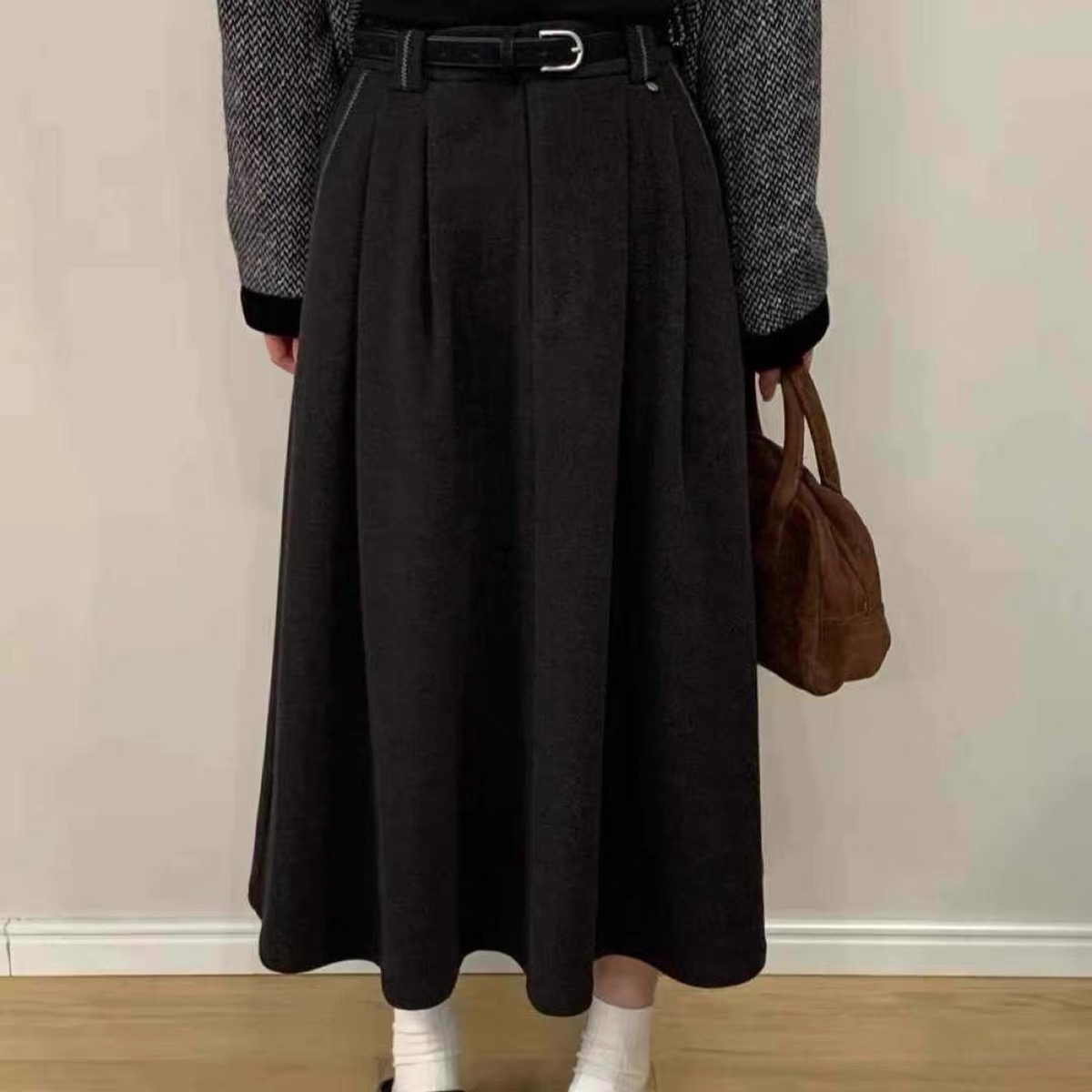 法式复古毛呢气质半身裙2024秋季新款高腰百搭显瘦中长款A字裙女