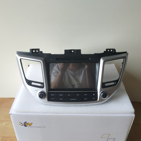 15款现代途胜原装专用DVD导航一体机收音蓝牙倒车记录仪无损低配