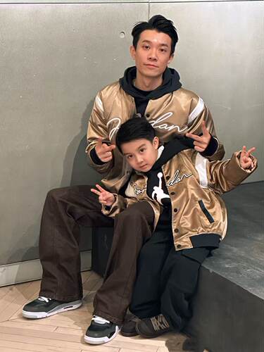 Nike耐克童小学生夹克外套棒球服