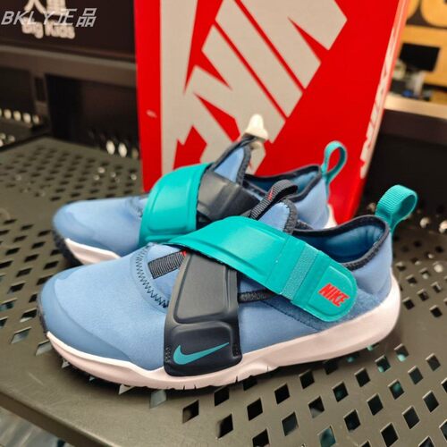 Nike耐克一脚蹬魔术贴儿童鞋透气