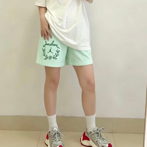 Nike耐克JORDAN女子针织五分短裤